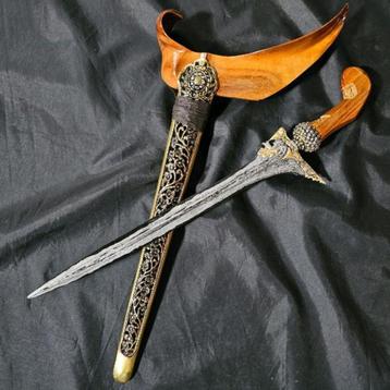 Keris Naga Liman Pamor Pedaringan Kebak Kinatah Goud KNN18 beschikbaar voor biedingen