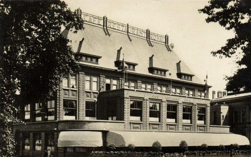 Cafe-Restaurant Royal, Arnhem - ongelopen, Verzamelen, Ansichtkaarten | Nederland, Ongelopen, Gelderland, 1920 tot 1940, Ophalen of Verzenden