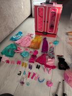 Barbie en diverse oa kleding, Ophalen, Gebruikt, Barbie
