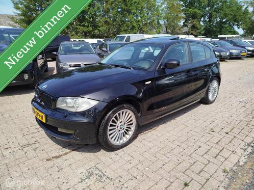 BMW 1-serie 116d Corporate Business Line CLIMA NAVI XENON, Auto's, BMW, Bedrijf, Te koop, 1-Serie, ABS, Airbags, Airconditioning