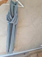 Avondjurk (maat XS Sage Green TFNC London), Kleding | Dames, Ophalen of Verzenden, TFNC London, Maat 34 (XS) of kleiner, Gedragen