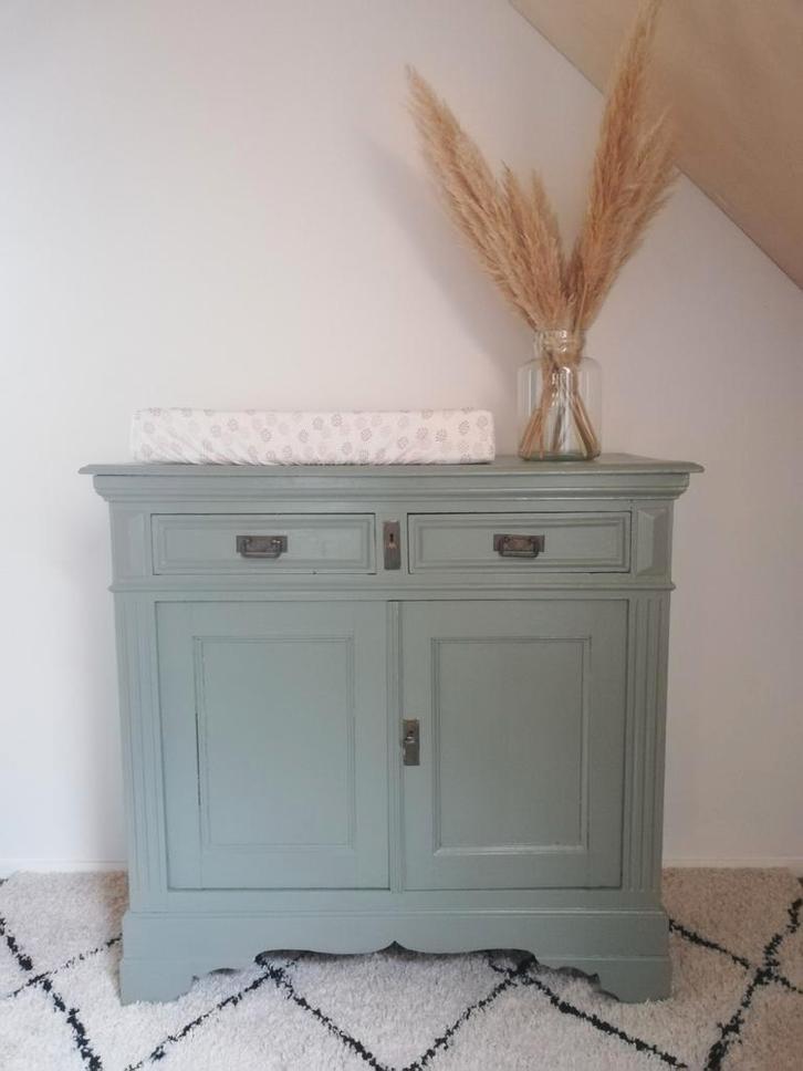 Vintage commode / Antieke Frans dressoir / olijfgroen, Kinderen en Baby's, Kinderkamer | Commodes en Kasten, Zo goed als nieuw