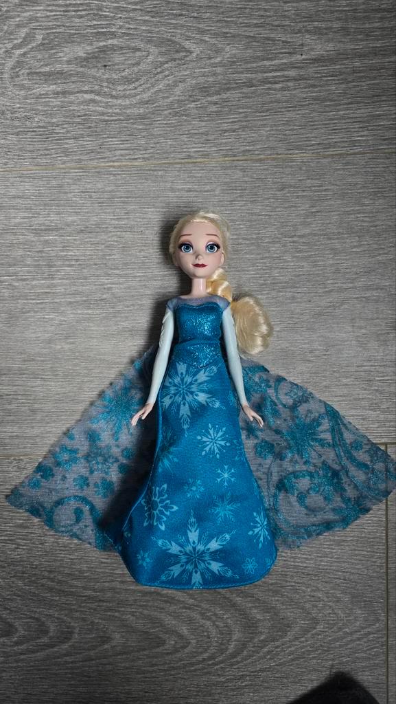 Elsa Pop - Frozen - Speelgoed, Kinderen en Baby's, Speelgoed | Poppen, Gebruikt, Barbie, Ophalen of Verzenden