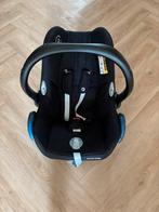 Kinderstoel Maxi Cosi CabrioFix incl. Base & Voetenzak, Ophalen, Autogordel, Zijbescherming, Zo goed als nieuw