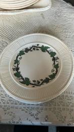 3 gebakbordjes Wedgwood Stratford 16 cm, Ophalen of Verzenden, Zo goed als nieuw, Wedgwood, Kop(pen) en/of Schotel(s)