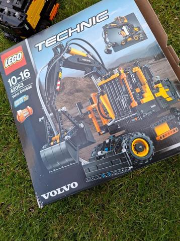 Lego technic 42053 volvo  beschikbaar voor biedingen