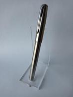 Vulpen Parker Sonnet brushed steel, Verzamelen, Pennenverzamelingen, Verzenden, Gebruikt, Vulpen, Parker