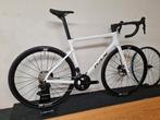 NIEUW! Isaac Boson Mineral White 105 di2 maat M Endurance, 28 inch, Carbon, Heren, Nieuw