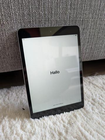 iPad mini 2 32 GB zwart beschikbaar voor biedingen