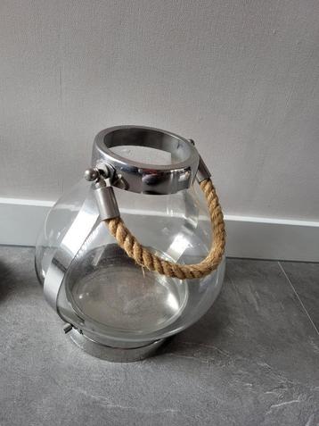 Kandelaars beschikbaar voor biedingen