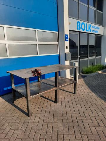 Werkbank met bankschroef staal 2000x1015x10mm!! hoogte 96cm beschikbaar voor biedingen