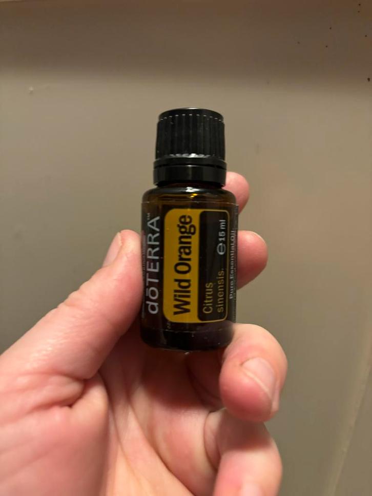 Doterra Wild Orange Essentiële Olie 15ml, Sieraden, Tassen en Uiterlijk, Uiterlijk | Parfum, Nieuw, Ophalen of Verzenden