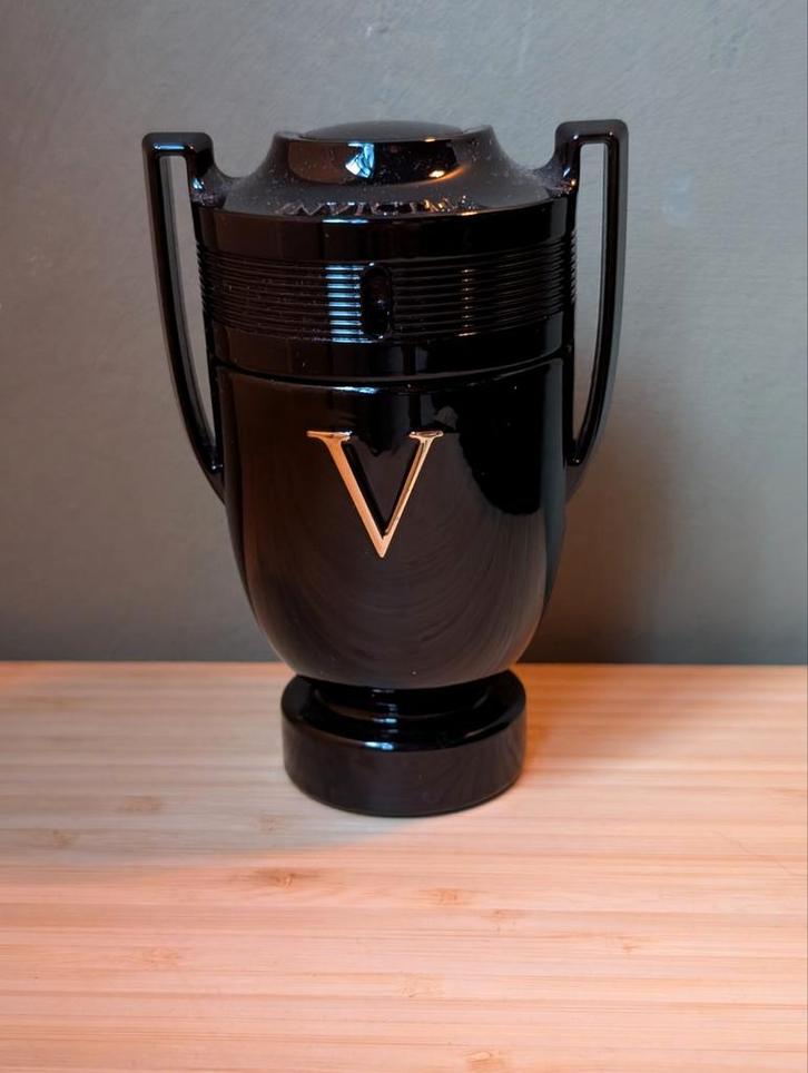 Paco Rabanne Invictus Victory Elixir edp sample, Sieraden, Tassen en Uiterlijk, Uiterlijk | Parfum, Zo goed als nieuw, Ophalen of Verzenden