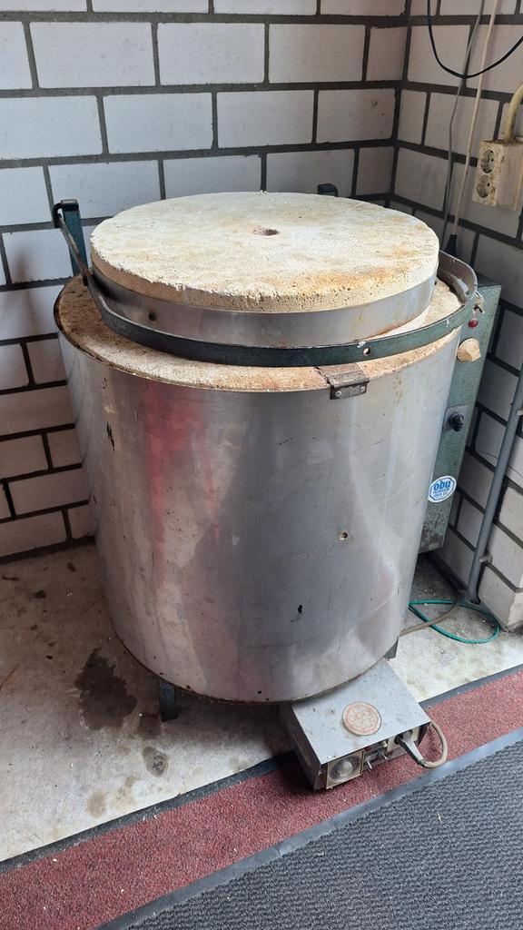 Grote Keramiek Oven - 1250 Graden, Hobby en Vrije tijd, Pottenbakken, Gebruikt, Ophalen of Verzenden