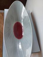 Ovale Schaal - Keramiek - Grijs/Rood, Porselein of Keramiek, Schaal, Ophalen of Verzenden, Zo goed als nieuw
