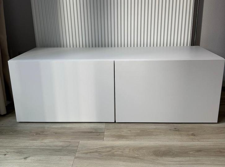 Ikea Bestå TV bench, Huis en Inrichting, Kasten | Televisiemeubels, Zo goed als nieuw, Minder dan 100 cm, 100 tot 150 cm, 25 tot 50 cm