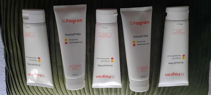 5 ongeopende tubes koelzalf te koop, Sieraden, Tassen en Uiterlijk, Uiterlijk | Lichaamsverzorging, Nieuw, Overige typen, Ophalen