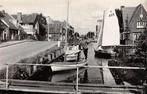 Aalsmeer Uiterweg zeilboot Glanskaart, Ophalen of Verzenden, 1960 tot 1980, Gelopen, Noord-Holland