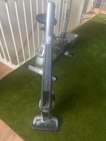 AEG CX8-60TM Kruimeldief - Handstofzuiger beschikbaar voor biedingen