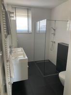 Badkamer douche wandmeubel wc wasbak radiator, Ophalen, Gebruikt, Overige typen