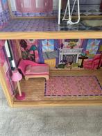 KidKraft poppenhuis - 3 verdiepingen inc meubels en poppen, Ophalen, Zo goed als nieuw, Poppenhuis