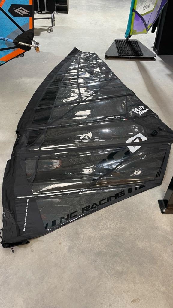 Point-7 AC-0 2025, Watersport en Boten, Windsurfen