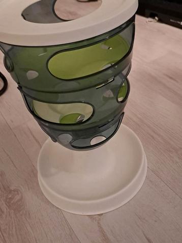 Katten speeltoren beschikbaar voor biedingen