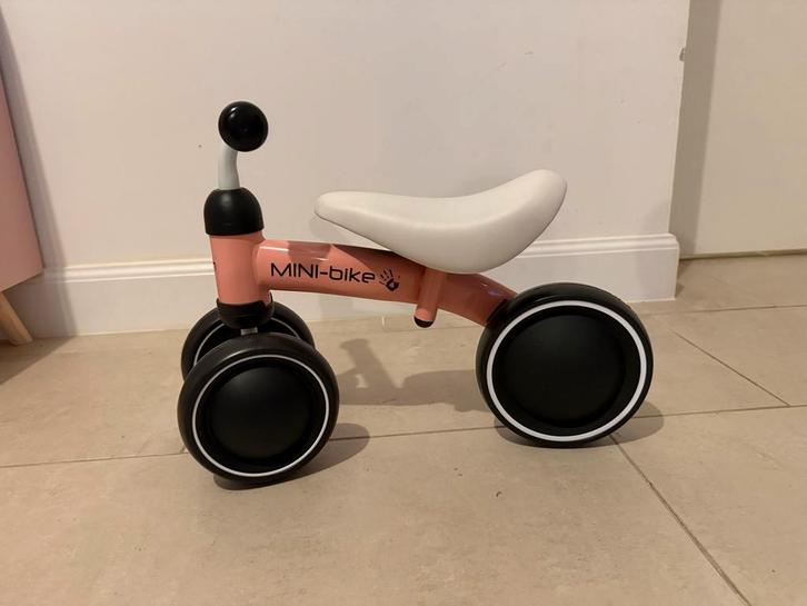 2Cycle Mini Bike - Loopfiets - 1 jaar - Roze - Driewieler -m, Kinderen en Baby's, Speelgoed | Buiten | Voertuigen en Loopfietsen