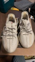 Adidas Yeezy Boost 350 Light - 6.5US - 39 1/3 EU, Sport en Fitness, Basketbal, Schoenen, Ophalen of Verzenden, Zo goed als nieuw