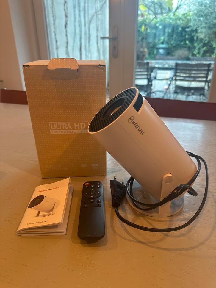 Magcubic Ultra HD LED Beamer, Audio, Tv en Foto, Beamers, Nieuw, LED, Ultra HD (4K), Ophalen of Verzenden
