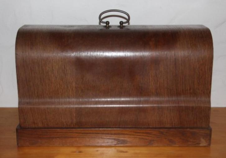 Naaimachine met koffer, Antiek en Kunst, Antiek | Naaimachines, Ophalen