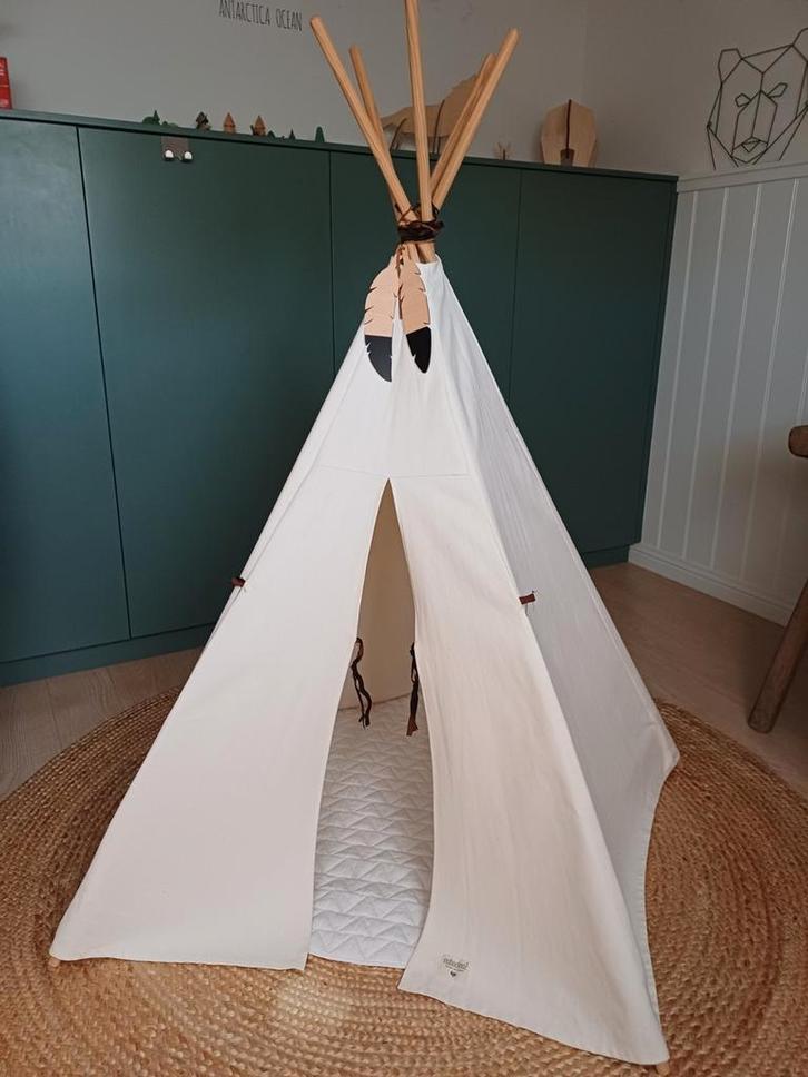 Nobodinoz Tipi Tent met opberg zak en rond Kleedje, Kinderen en Baby's, Speelgoed | Speeltenten, Ophalen
