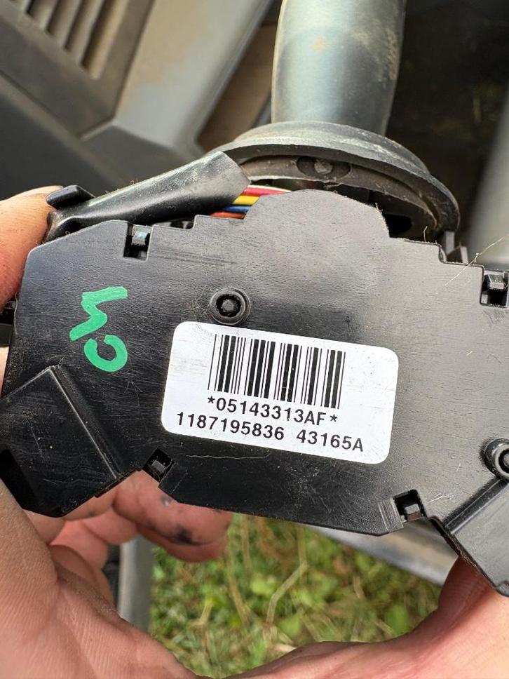 Gezocht: richtingaanwijzerschakelaar jeep grand Cherokee, Auto-onderdelen, Dashboard en Schakelaars, Jeep, Skoda, Gebruikt, Ophalen