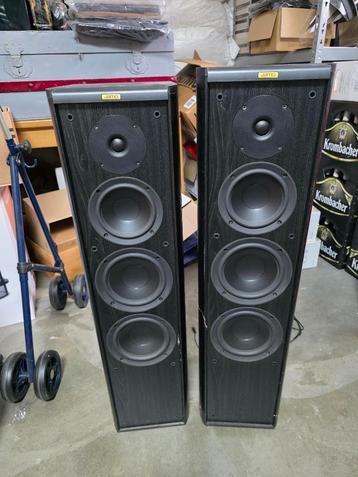 setje jamo boxen classic 8 zie foto voor verder info  beschikbaar voor biedingen