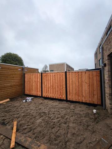 Hout beton schuttingen beschikbaar voor biedingen