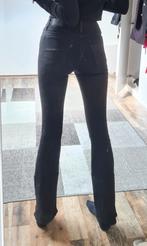 Levi 725 high rise bootcut, Kleding | Dames, Zwart, Ophalen of Verzenden, Zo goed als nieuw, W27 (confectie 34) of kleiner