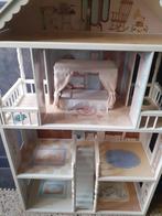 Groot KIDKRAFT Barbie/poppenhuis met 6kamers/2balkons,en bed, Ophalen, Gebruikt, Poppenhuis