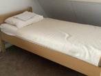 1 pers. Bed met stalen bodem en Eastborn matras, Huis en Inrichting, Ophalen, 90 cm, Eenpersoons, Beige