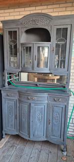 Antieke grijze kast met glas, Antiek en Kunst, Ophalen