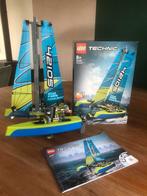 Catamaran LEGO TECHNIC 42105, Hobby en Vrije tijd, Modelbouw | Boten en Schepen, Ophalen of Verzenden, Zo goed als nieuw