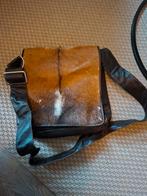 Leren schoudertas met geitenvacht, Overige merken, Gebruikt, Minder dan 30 cm, 25 tot 40 cm