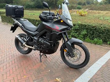 Honda XL 750 Transalp-Bomvol opties-1e Eig.-03-2024-Nieuwst. beschikbaar voor biedingen