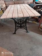 Industriële Eettafel met Gietijzeren Onderstel, Ophalen of Verzenden