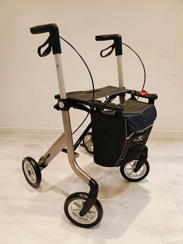 Rehasense Streamer 5,7kg rollator incl Servicebeurt IZGS. beschikbaar voor biedingen