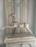 Antiek carrousel springend houten paard met losse voorpoten, Ophalen