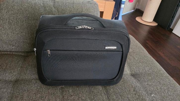 Samsonite rolkoffer/laptoptas, Sieraden, Tassen en Uiterlijk, Koffers, Gebruikt, Hard kunststof, Minder dan 50 cm, 35 tot 45 cm
