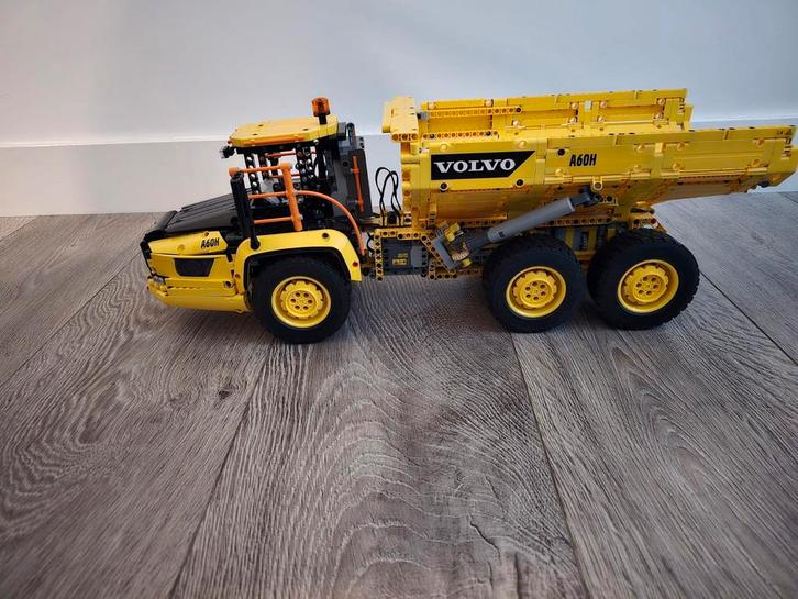 Lego Technic 42114 Volvo A60H Dumper, Kinderen en Baby's, Speelgoed | Duplo en Lego, Zo goed als nieuw, Lego, Complete set, Ophalen of Verzenden
