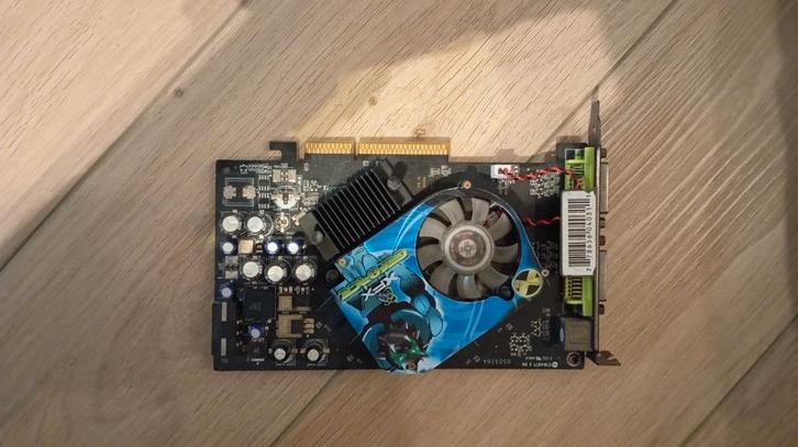 XFX NVIDIA GeForce 6600 GT AGP 128MB, Computers en Software, Videokaarten, Zo goed als nieuw, Tv-Out, DVI, VGA, Ophalen of Verzenden