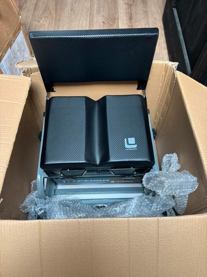 Nieuwe ultimate hyperga seatbox / viskist / zitkist, Watersport en Boten, Hengelsport | Witvissen, Nieuw, Overige typen, Ophalen of Verzenden