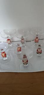 7 glaasjes met kerstman, Diversen, Kerst, Ophalen of Verzenden, Gebruikt